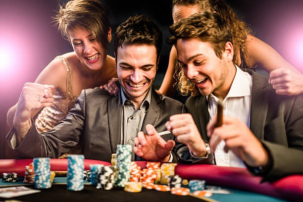 How Online Casino Singapore Platforms Display Their Main Categories